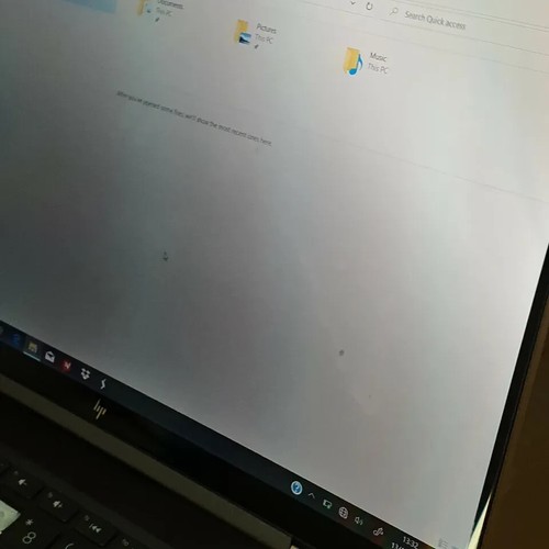 HP Spectre x360 Core i7-1065G7 8GB 512GB SSD 13.3" Touchscreen (missing 7 key) - Picture 4 of 5