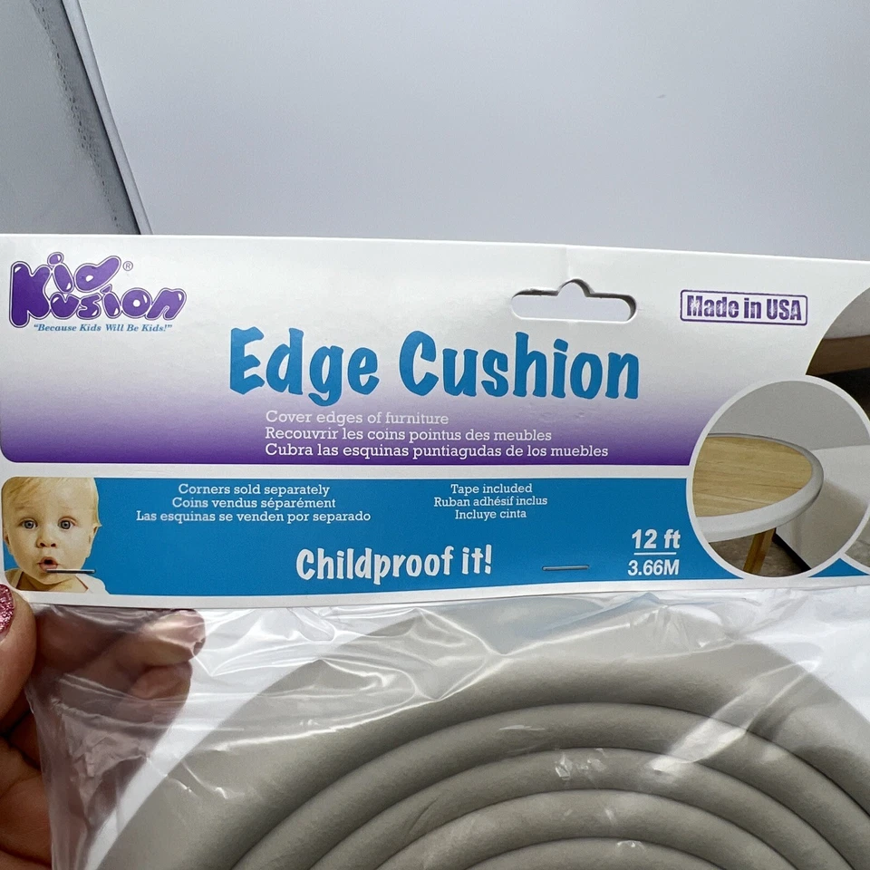 Protectores de bordes y esquinas de muebles | Cojín protector de borde de espuma de 12 pies a prueba de niños Foto 3 de 4