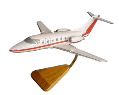 Beechcraft Beechjet 400 Desk Top Display Private Business Model 1/32 SC Airplane