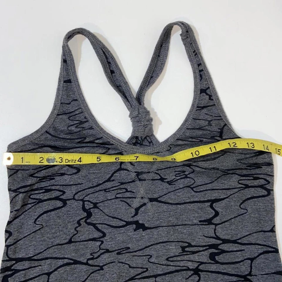 Old Navy l Gray/Black Racerback Fitted Workout Tank Size XS - Image 2 of 4