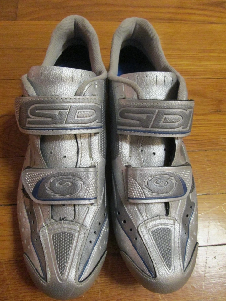SIDI Plateado Negro Ciclismo Bicicleta Montar Zapatos Para Hombres EE. UU. Talla 8.5/9 EU 43 Foto 2 de 4