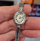 Women's TIMEX Watch - Vintage Looking w/ New Battery - Works Great! e77