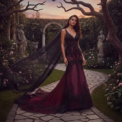 Burgundy And Black Gothic Wedding Dress Backless Straps Mermaid Bridal Gowns 