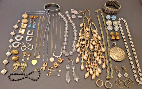 VTG Costume Jewelry Lot Rhinestone Clip Screw Napier Monet Marvella SAC Dangle