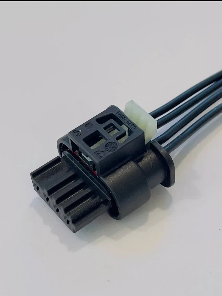 CONECTOR MOTOR VENTILADOR RADIADOR PARA JEEP LIBERTY 2009 68396618AA Foto 2 de 2