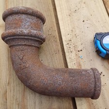 2 1/2 inch diameter inlet with 3 inch outlet cast iron gutter elbow 90 degrees