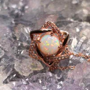 Authentic "Eliovana" Coober Pedy White Opal 1.50ct Rose Gold-plated 925 Silver Necklace