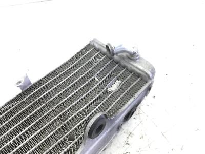 Radiatore Raffreddamento Motore con Supporto MAHLE per Audi A3