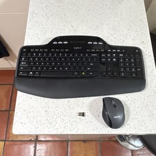 Logitech K710 Wireless Keyboard & Mouse Bundl...