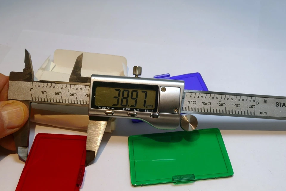 Maxwell Color filters for flash 66X39mm. - Image 4 of 4