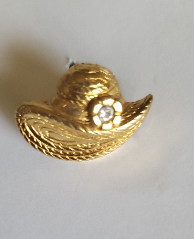 Avon Signed Goldtone Rhinestone Wide Brim Hat Lapel Pin-image