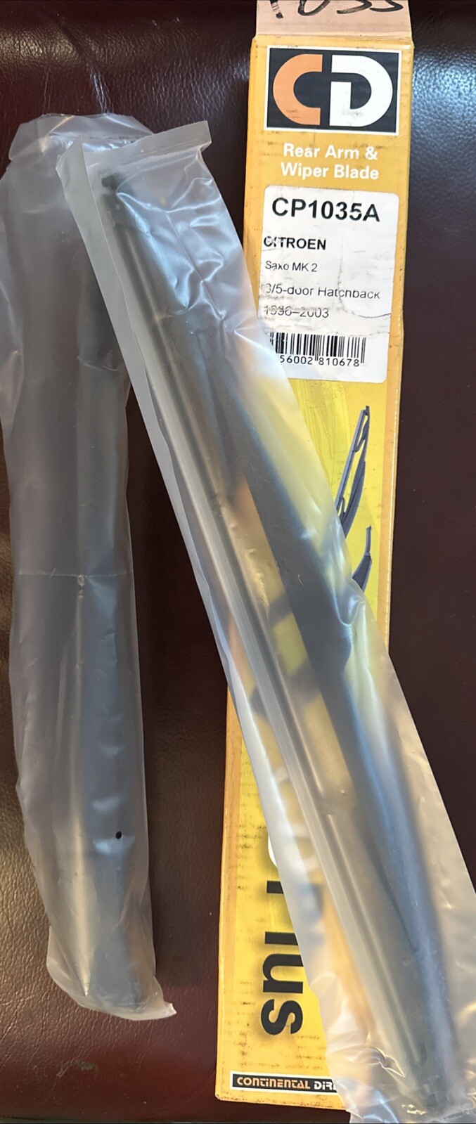 Citroen Saxo Mk2 . Rear Wiper Arm And Blade. 1996 To 2003 CP1035A