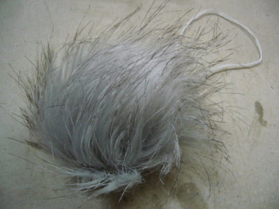  Gründl 7-8 cm Fellbommel Pompon Bommel für Mütze  Pelzbommel je Farbe 1x  =8stk