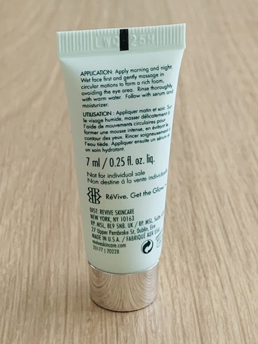 ReVive Foaming Cleanser, Enriched Hydrating Wash 21ml Travel Size Mini - Sealed - Picture 2 of 3
