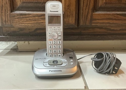 Panasonic KX-TG4021N DECT 6.0 Expandable Cordless Handset w/ Answering System