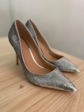 Brand New Badgley Mischka Jewel Silver Sequined High Heel Shoes Size 7