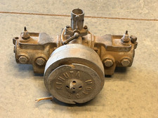 Vintage Kinuta Motor Opposed Twin Cylinder Engine  Small