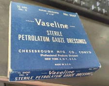 Vintage Vaseline Petrolatum Steril Gauze 12pk MIlitary Box History Medicine 1950