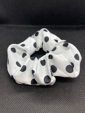 2 Scrunchies With Hidden Zipper Pocket