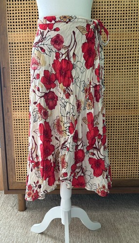 Band Of The Free Floral Wrap Midi Skirt Red Beige Size XS