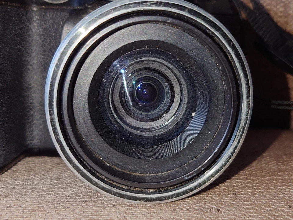 Fujifilm FinePix S1730 12MP 15x Optical Zoom Digital Camera Black - Working, photo 3 of 5