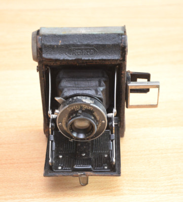 ZEISS IKON  3x4cm BABY-IKONTA 520/18 Balgen-Klappkamera mit Novar 4,5/5cm Derval