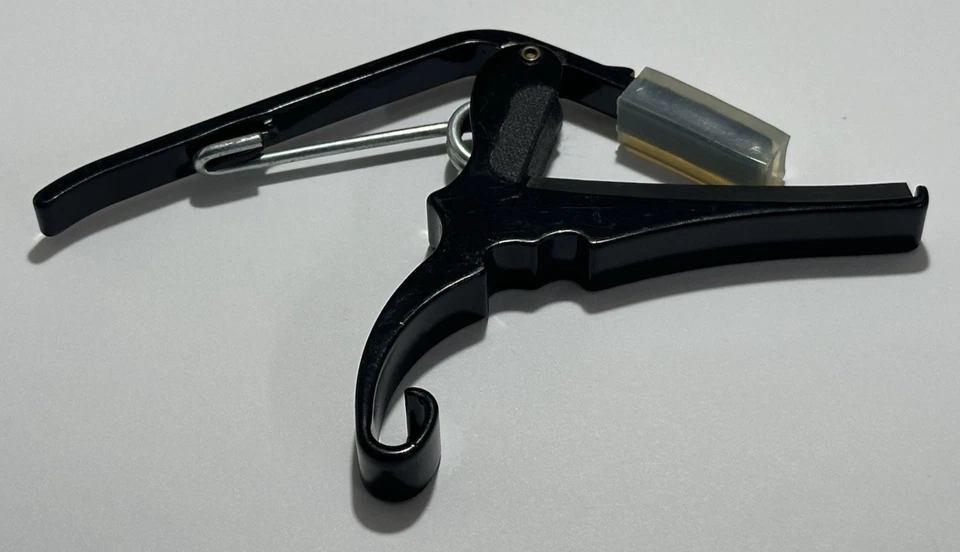 Capo de guitarra Kyser Quick Change (negro) Foto 4 de 4