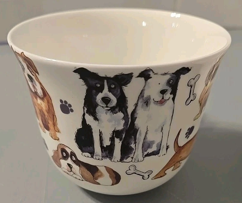 Roy Kirkham Dog Tales, Juego de tazas y platillos de desayuno Bone China, 2012 Foto 2 de 4