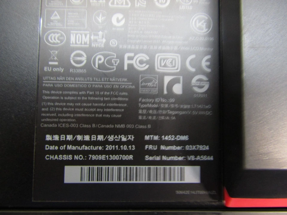 Lenovo ThinkVision 03X7924   14" LED LCD USB Portable Monitor - Image 4 of 4