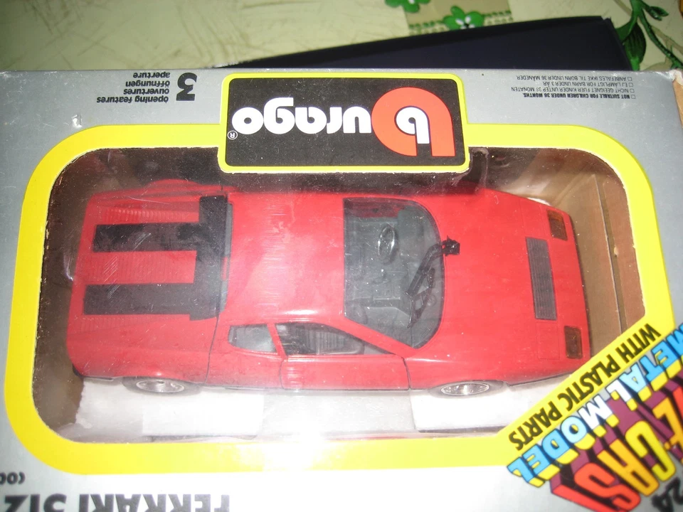 bburago 1:24-ferrari 512BB - Immagine 3 di 4