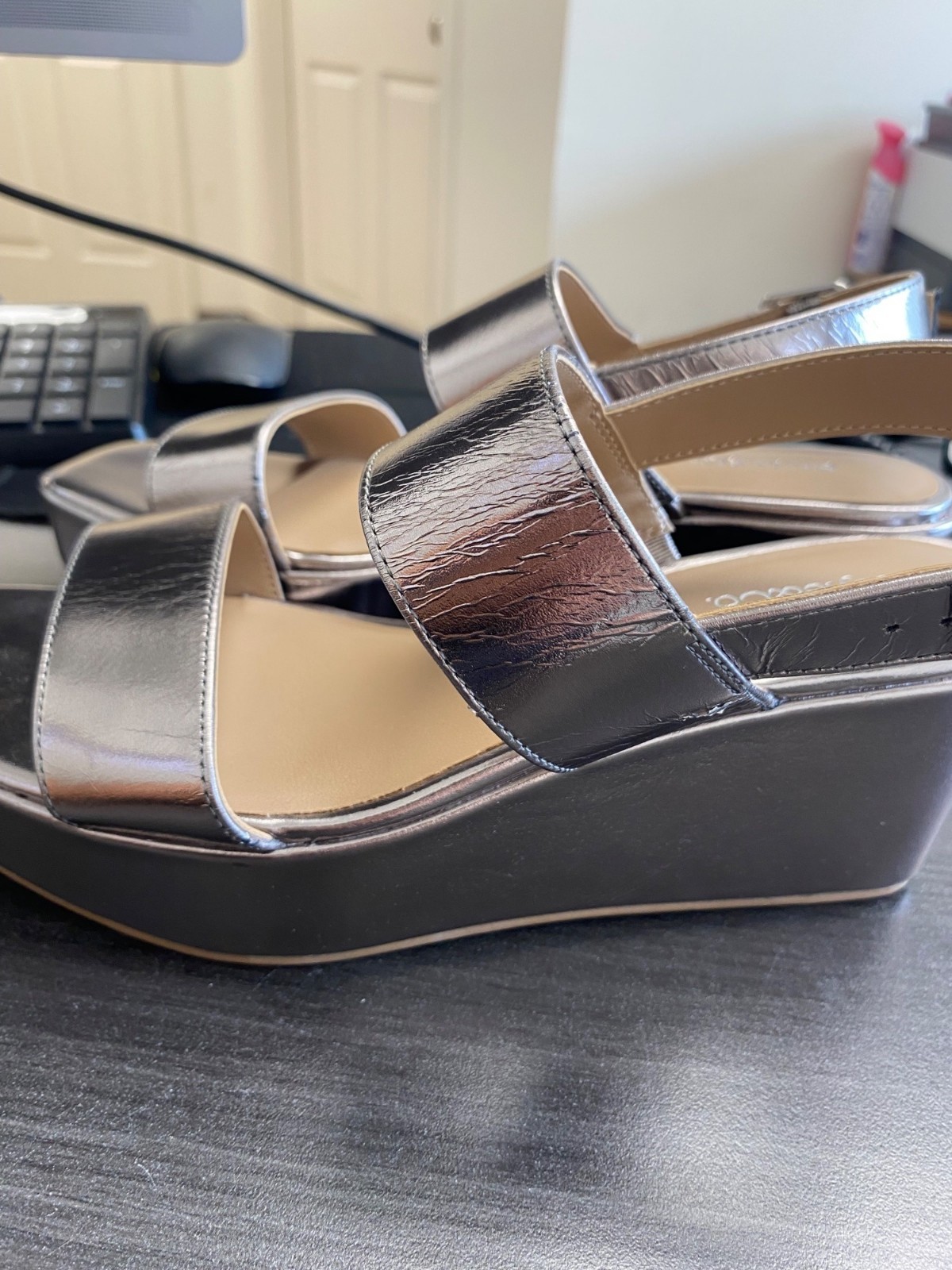 Style & Co Womens Ardenn Double Strap Wedge Sandals Silver Size 7 Defected image 3