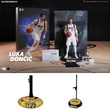 Soporte de exhibición de figuras de acción Enterbay Luka Doncic escala 1/6