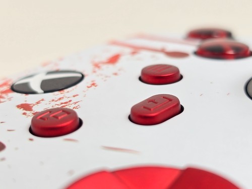 Mando Xbox Series S X Blanco Con Blood Zombie Shell Rojo Botón Intercambio - Imagen 9 de 18