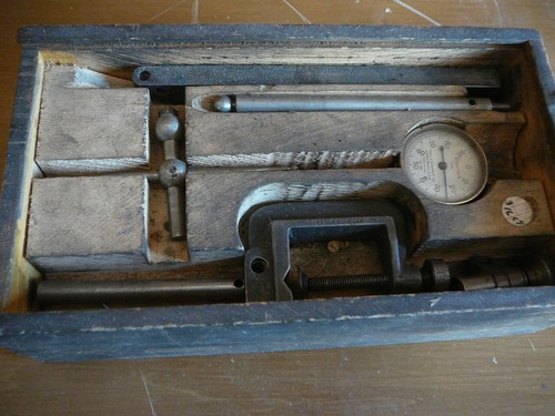 Starrett Vintage No. 196 Dial Indicator Set In Wooden Box Case - GOOD - Picture 2 of 4