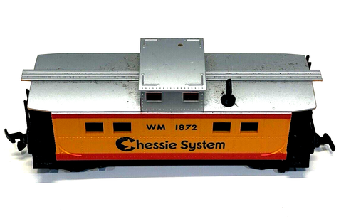 Life Like 00 Gauge Chessie System Train Carriage Orange - Picture 6 of 14
