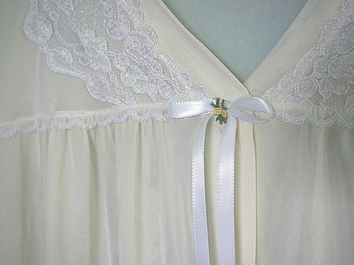 VTG 80s Miss Elaine ILGWU US Union Made Yellow Lace Bow Button Silky Nightgown L - Picture 3 of 9