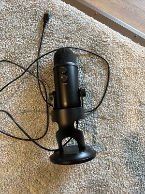 Blue Yeti Blackout USBマイク Blue Microphones Yeti USB Microphone Blackout - Office Depot