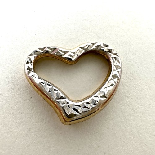 9ct 375 Yellow Gold Pendant - Love Heart - Hollow - 9.5mm - Very Small - Picture 4 of 7