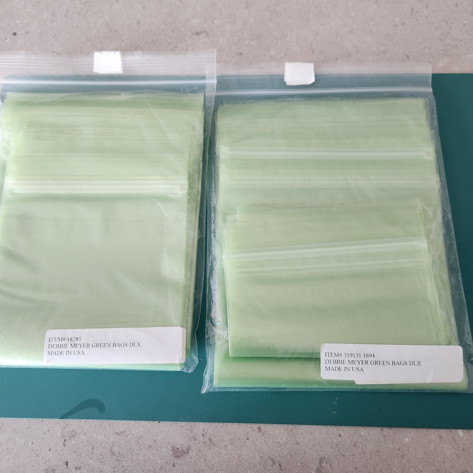 Debbie Meyers Lockin'  Green Bags Made in USA Two Sizes NEW  40 bags total