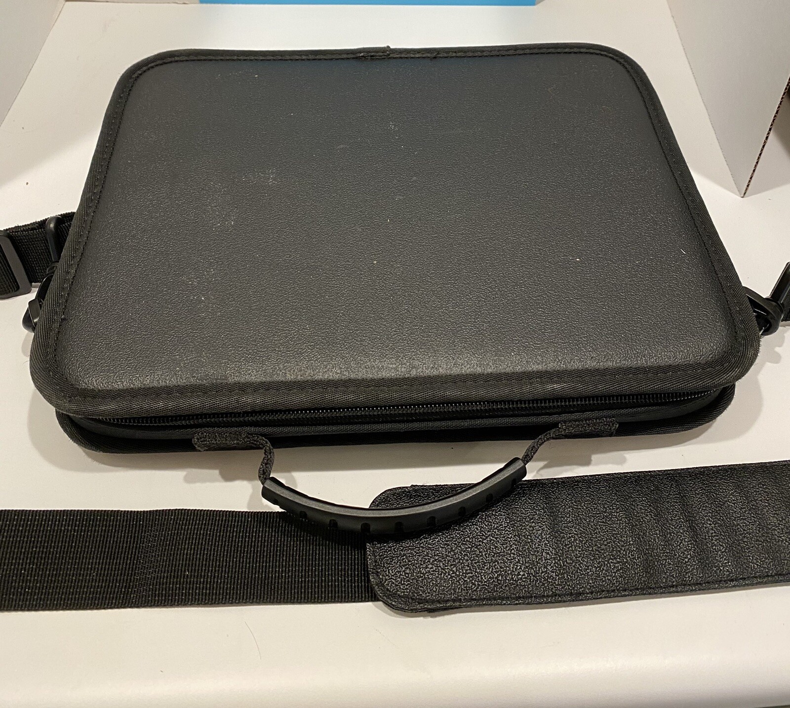 Bump Armor case for tablet Ipad or small laptop nylon with shoulder strap School