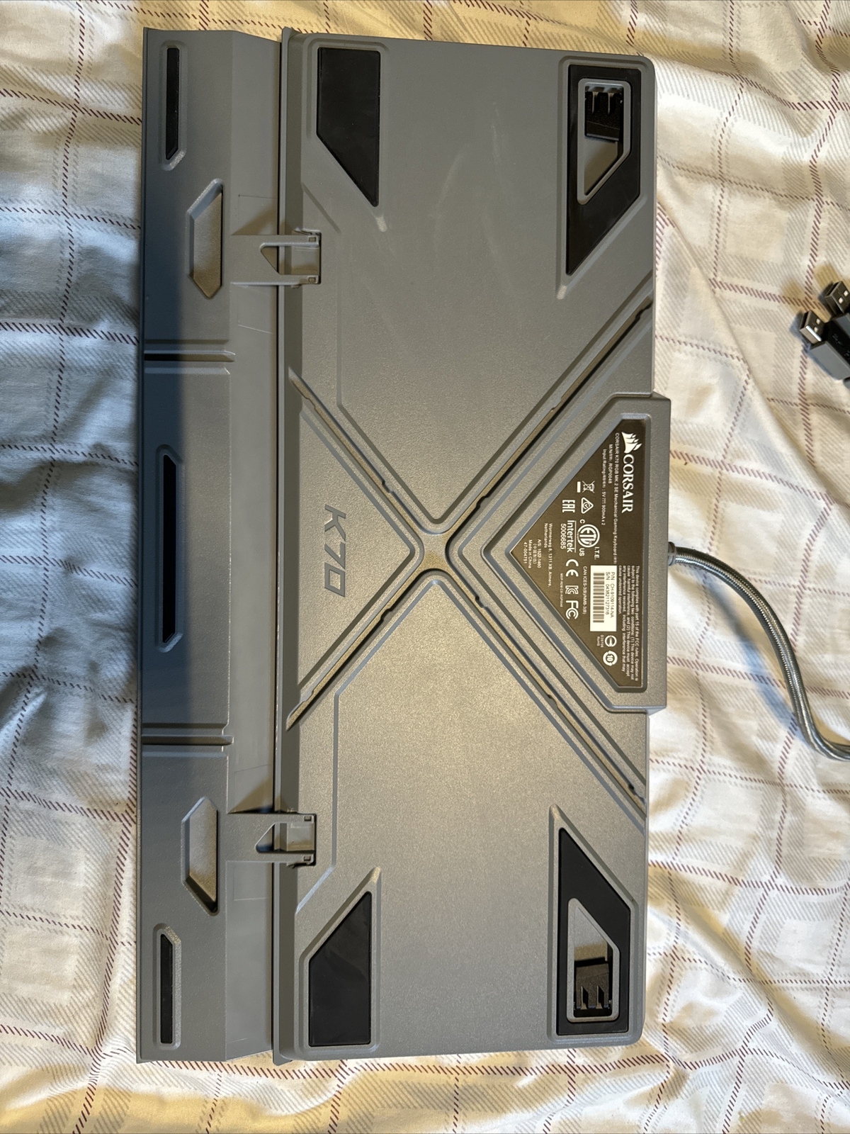 Corsair K70 RGB MK.2 SE White Silver Rapid Fire Mechanical Gaming Keyboard Used