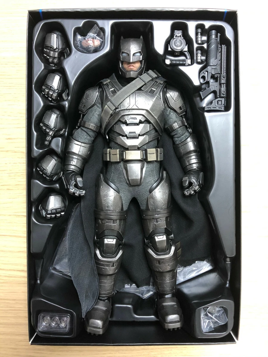Hot toys armored batman deals