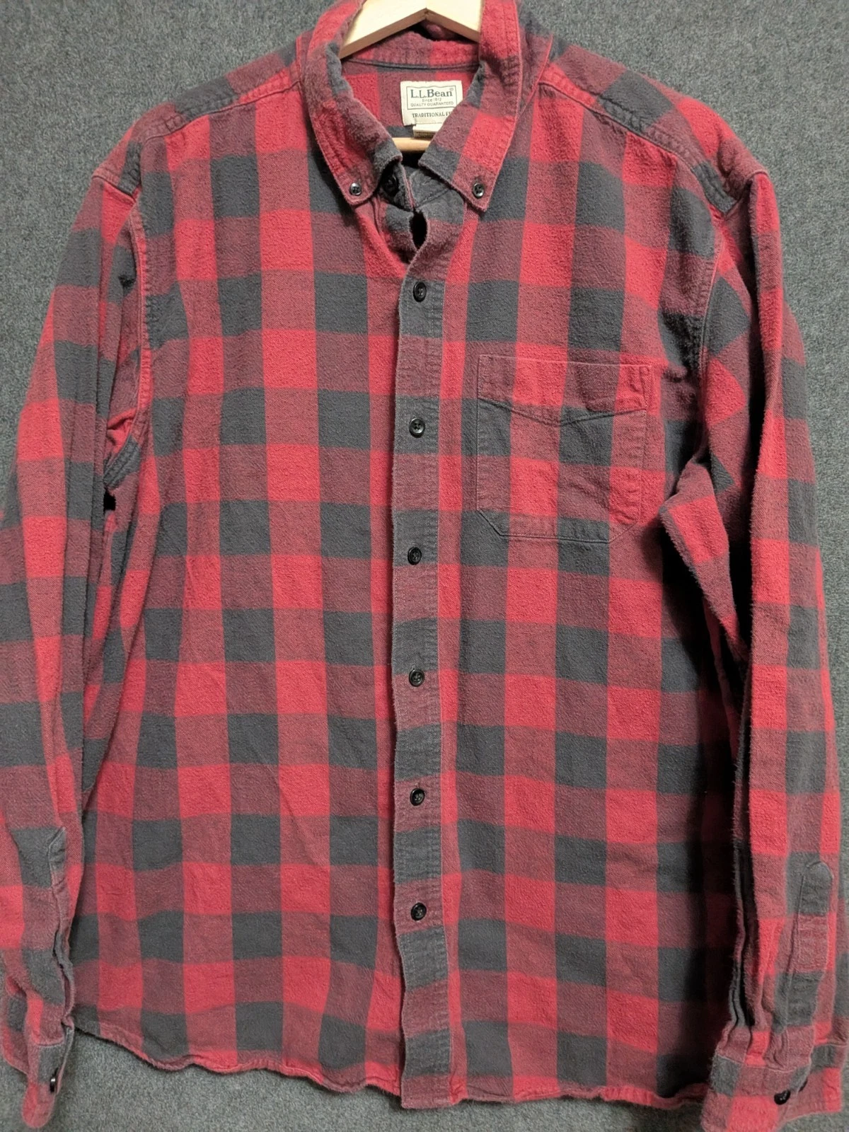 LL Bean Shirt Mens Extra Large Red Button Up Buffalo Plaid Check Flannel Outdoor