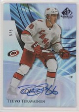 2020-21 Upper Deck SP Game Used Purple Burst 5/5 Teuvo Teravainen #14 Auto 04f2