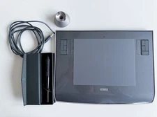 Wacom Intuos3 PTZ-630 Graphics Tablet 6"x8" with Pen, Cable & Stand - Tested