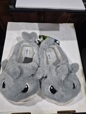NEW Kids Youth 2/3 Large Gray Shark Slippers Soft Warm Skid Resistant O