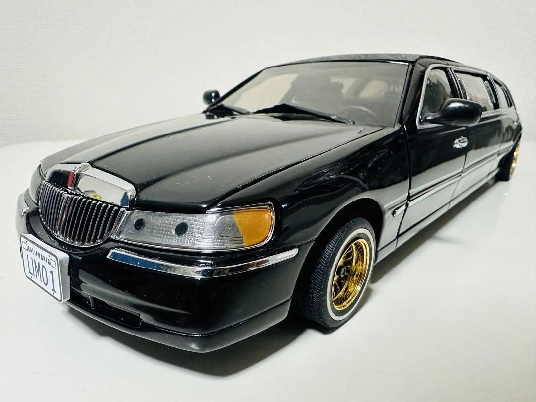 Sunstar 1:18 Scale Diecast Limousines for sale - eBay