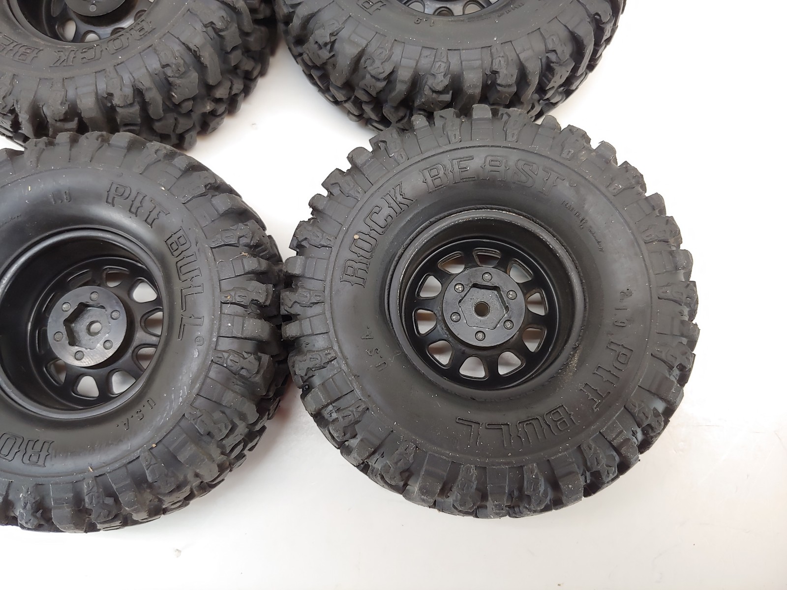 4x Pit Bull Rock Beast 1.9" Crawler Tires on 12mm Hex Metal Beadlock Wheels