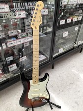 FENDER USA AM PRO STRAT MN 3TS Electric Guitar