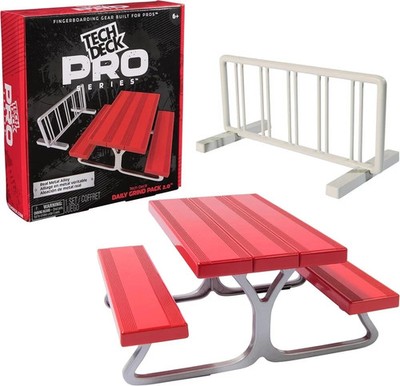 Tech Deck Pro Series Daily Grind Pack 2.0 with Picnic Table and Bike Rack New